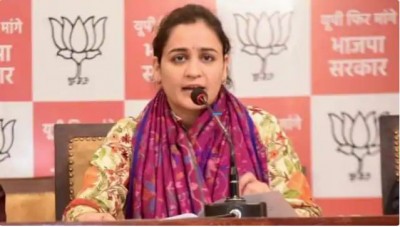 Aparna Yadav stunned by BJP's massive victory in MLC elections, know what Mulayam's daughter-in-law said?