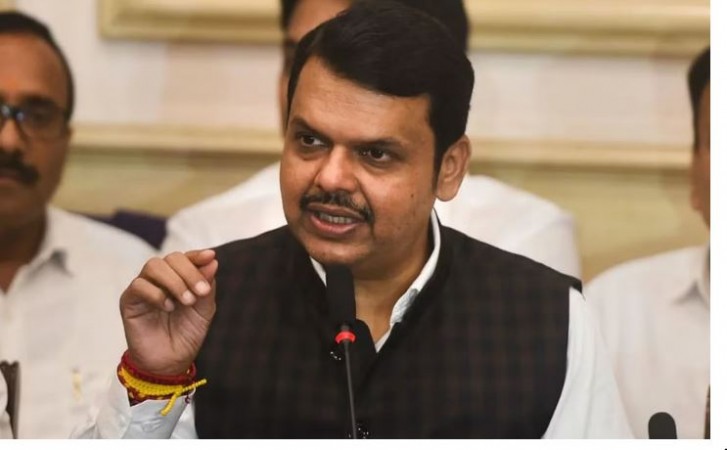 'Congress-NCP MLAs are in touch with us', Fadnavis' statement creates ruckus