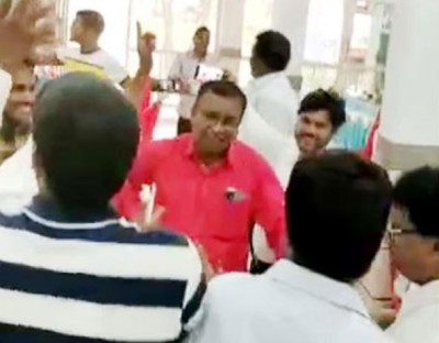 Doctor and hospital staff dance to Bhojpuri song, video goes viral