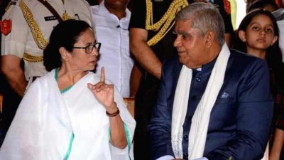 War between CM Mamta and Governor Dhankhar continues on Twitter