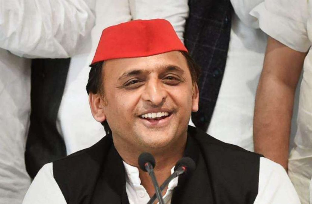 Akhilesh Yadav lashes out at BJP government, spoke about farmers