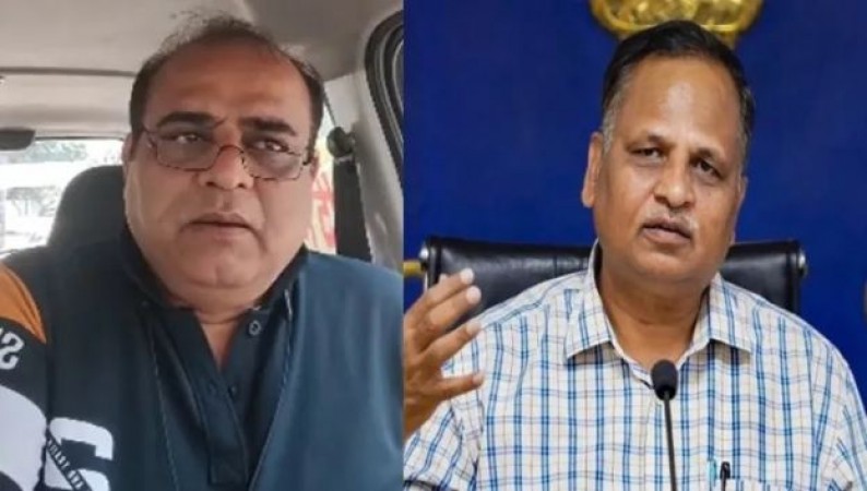 केजरीवाल के मंत्री ने MCD चुनाव का टिकट दिलवाने के नाम पर ठगे 1.15 करोड़, धरने पर बैठा AAP नेता, Video