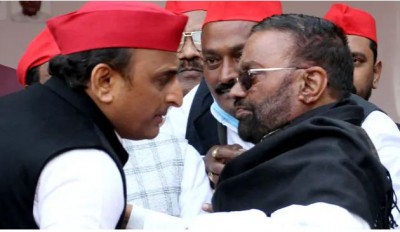 Swami Prasad Maurya to leave Akhilesh Yadav's side? Nephew Parmod resigns from SP, levelled serious allegations