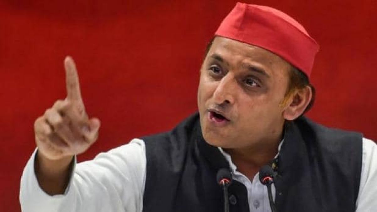 SP chief Akhilesh targets Government, says 