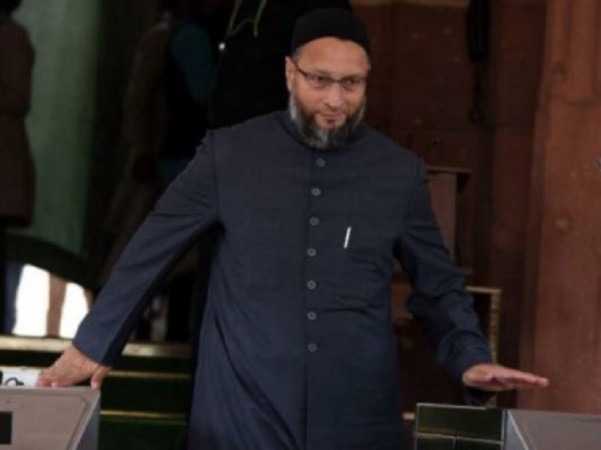 Owaisi's attack, says bodies are being buried and Modi government is smelling