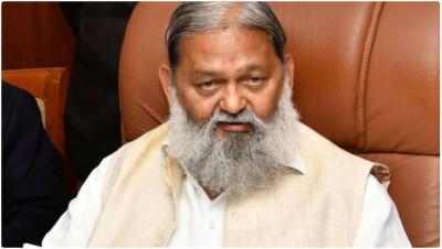 Those who raised the slogan 'I am a girl, can fight' did not tolerate Kumari Selja..', Anil Vij's taunt on Congress
