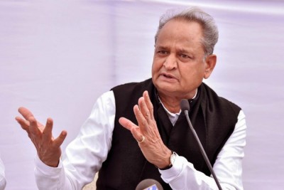 Gehlot to meet with Sonia to resolve Congress Prez election dilemma