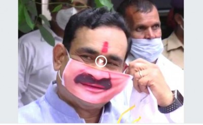 MP Home Minister Narottam Mishra spotted wearing unique mask