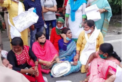 UP: Women Congress protest at Chief Minister's residence, know whole matter