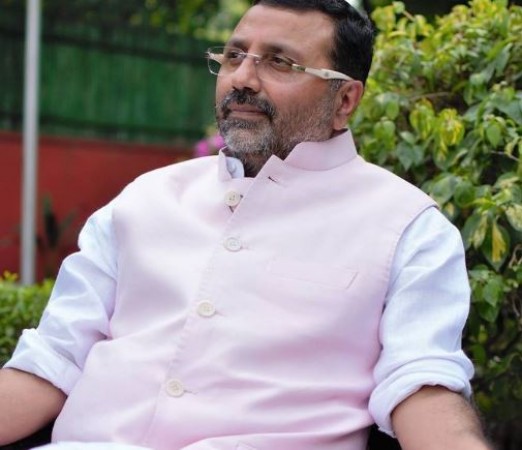 BJP MP Nishikant Dubey happy over Laal Singh Chaddha flopping on day one