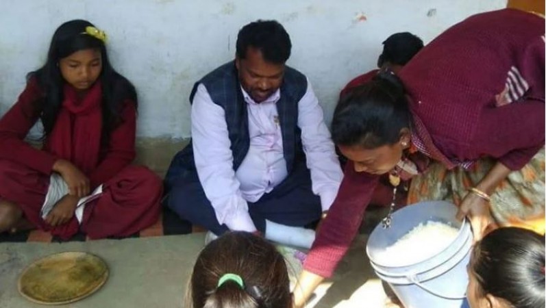 Now Jharkhand education minister Jagarnath Mahato will give the 11th exam