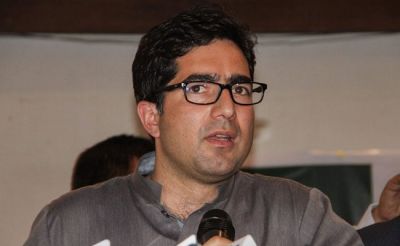 Shah Faesal detained at Delhi airport, placed under house arrest in Kashmir