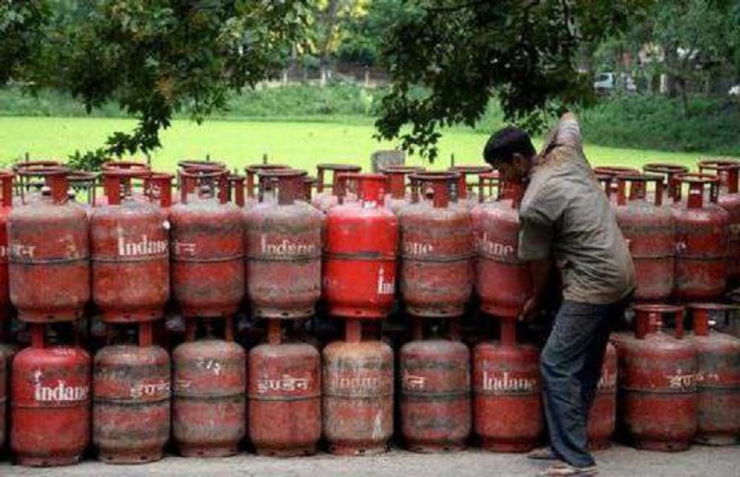 Chief Minister announces  state will also get a second gas cylinder free of cost