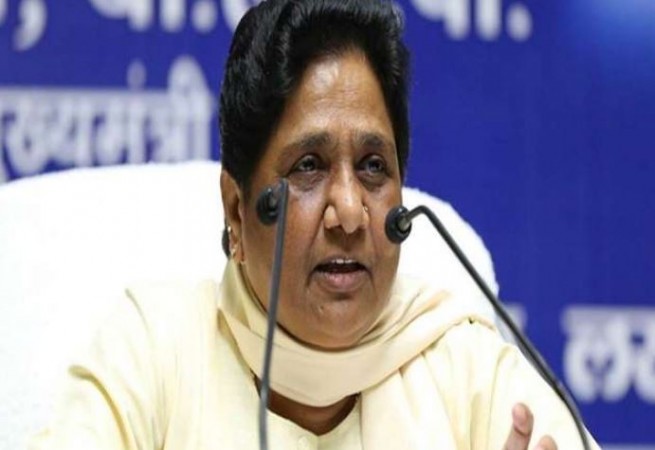 Mayawati slams Yogi Government over increasing cases of molestation with women in UP