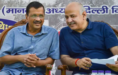 Court acquits Kejriwal and Sisodia in defamation case