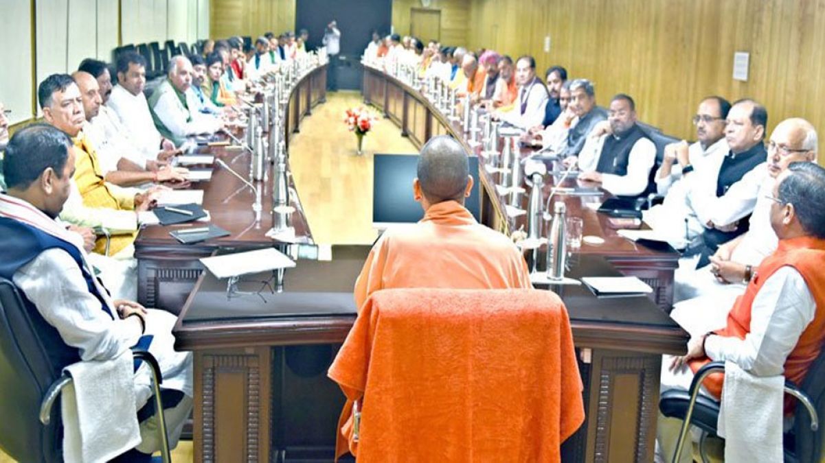 CM Yogi advises ministers before disbursing department, says, 'stay away from transfers and postings'