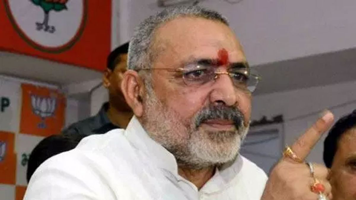 BJP leader Giriraj Singh controversial statement on Imran Khan and Rahul Gandhi