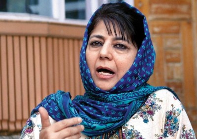 Mehbooba Mufti alleged police of preventing PDP youth from meeting
