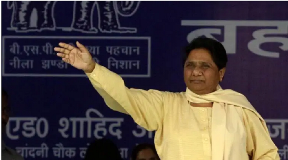 Mayawati played Brahmin-Muslim card in UP assembly election, BJP-SP tension increased