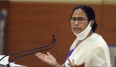Mamta Banerjee gets trolled after Bengal CM claims she knows 14 languages