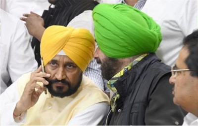 2 CMs plotted in past, 3rd trying: Navjot Singh Sidhu