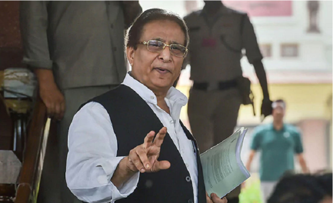 ‘Stop Eating Onion, Garlic, Meat, Everything Will be Saved,’ Says Azam Khan Amid Onion Price Rise