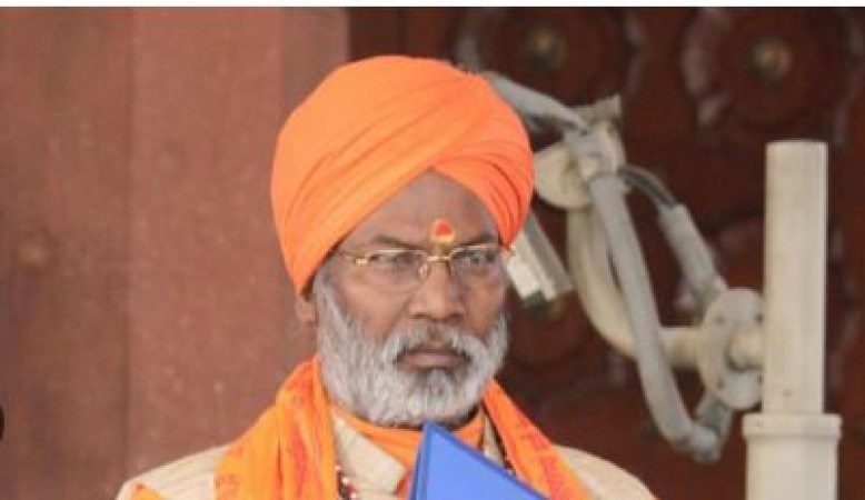 My Abdul is not like this, Hindu daughters remove this image from the mind: Sakshi Maharaj