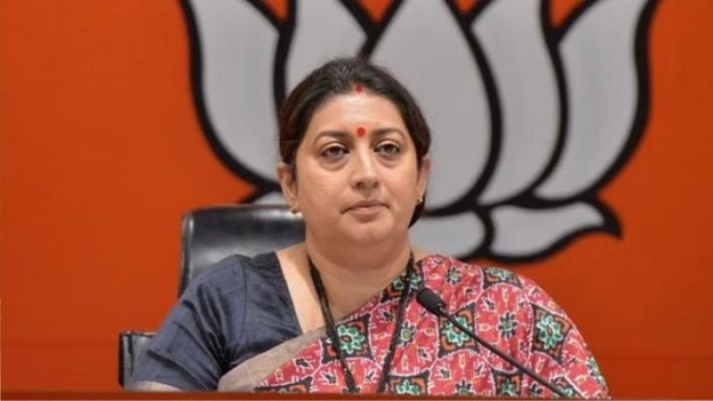 Smriti Irani lashes out at Congress for India bandh, says 'Country is running, opposition closed'