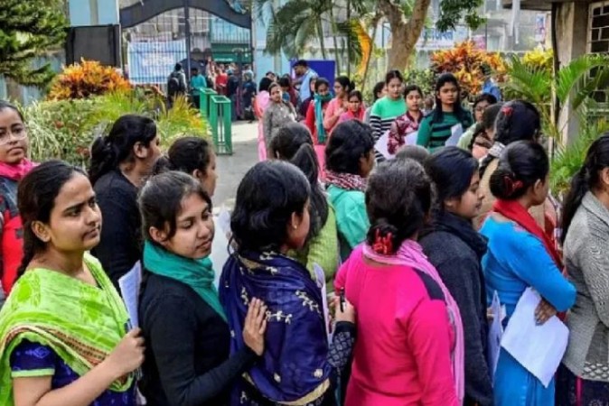 बंगाल में TET परीक्षा का पेपर लीक ? जानिए क्या बोले ममता सरकार के शिक्षा मंत्री