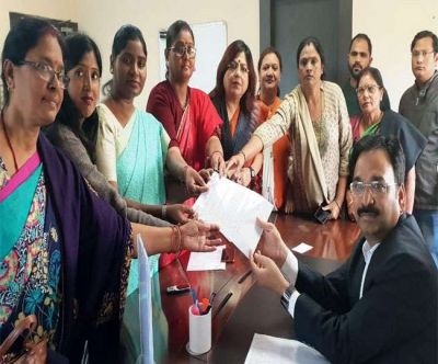 झारखंड चुनाव 2019:  राहुल गाँधी के खिलाफ भाजपा महिलाओं ने निकाला मोर्चा, चुनावी सभा पर रोक की मांग