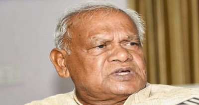 BJP expelled the leader who announced Rs 11 lakh for biting Manjhi's tongue