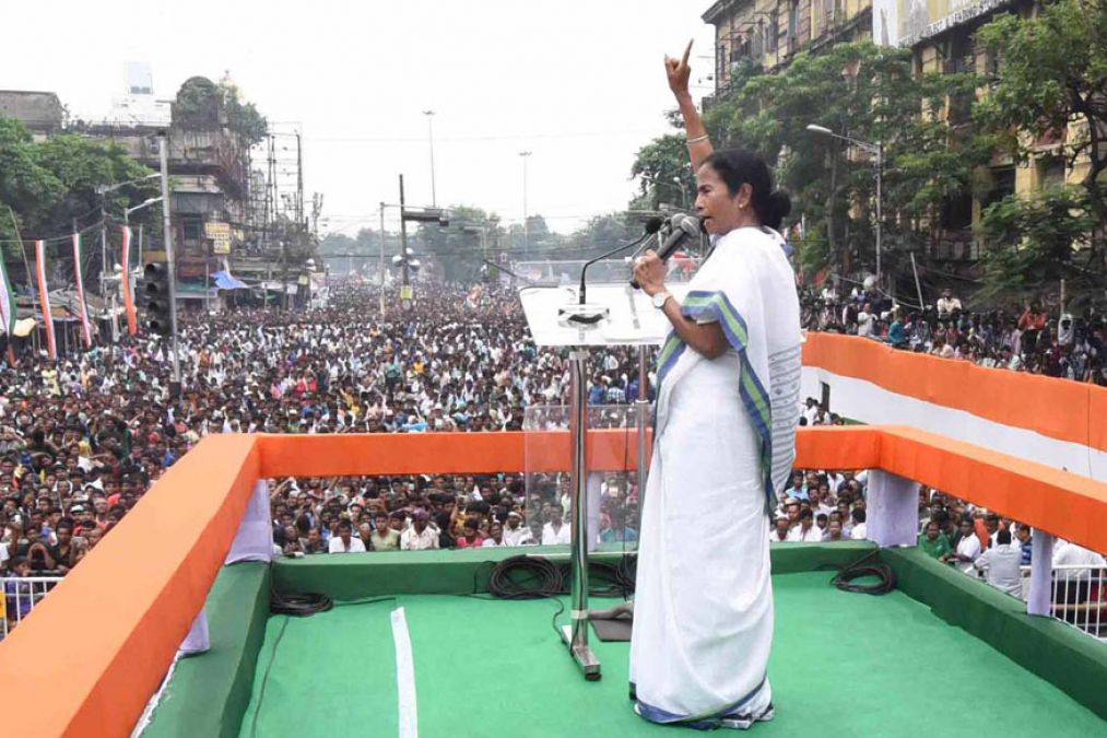 Citizenship Law: Mamta Banerjee will hit the road during peace in West Bengal