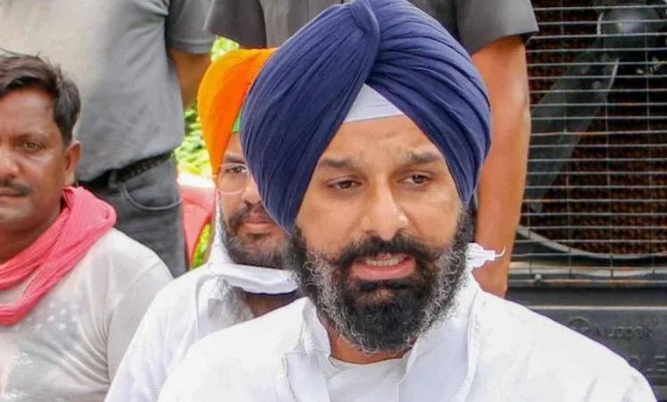 Akali Dal's apprehension proved to be true, case registered against Bikram Majithia in Punjab