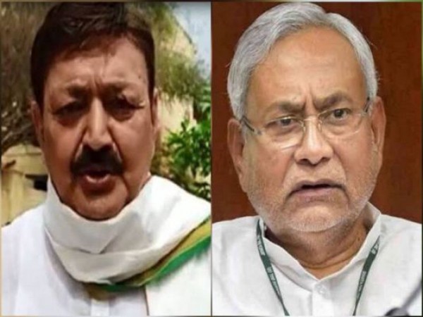 Congress leader's statement on Nitish's action over liquor ban