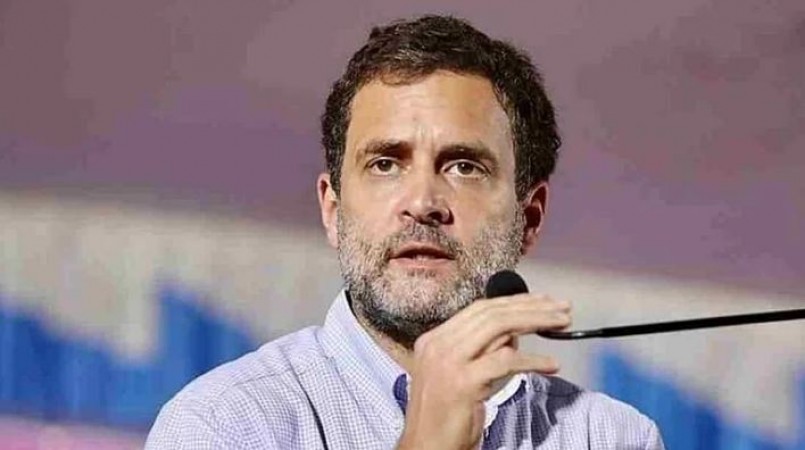 Rahul Gandhi provoked by controversial remarks on Mahatma Gandhi, tweets