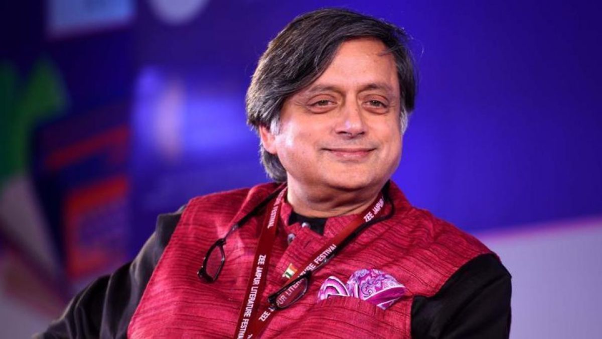 During CAA protest 'La Ilaha Illallah' slogans shout, controversy over Shashi Tharoor's tweet