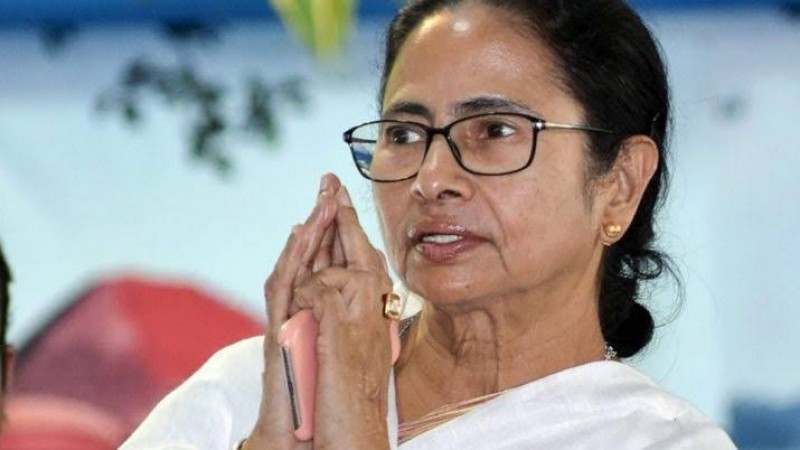 Mamata slams Centre for proposed divestment from LIC