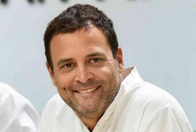 BJP showed 'black flags' to Rahul Gandhi, police detained more than 200 workers...