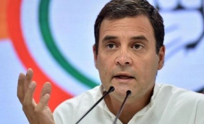 Rahul Gandhi accuses Centre of dividing the country