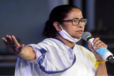 Mamta slams TMC leaders who left party says 'Jaab puch jalegi tab pta chalega'