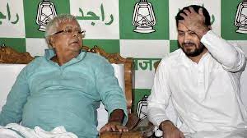On news of Tejashwi becoming president of RJD, Lalu said- 'These people are stupid who..'