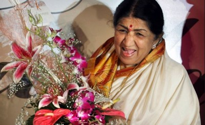 This is a unique tribute to Lata Mangeshkar in 'Naam Reh Jayega'
