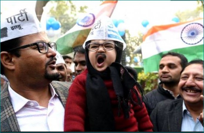 Little Kejriwal going viral with AAP's victory, know who?