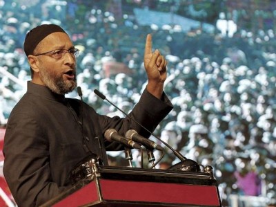 हिजाब विवाद के बीच ओवैसी का बड़ा बयान, कहा- 'एक दिन एक हिजाबी प्रधानमंत्री बनेगी...'