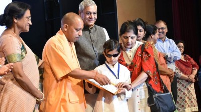 Yogi government will give cultural award to artists who will make the state proud