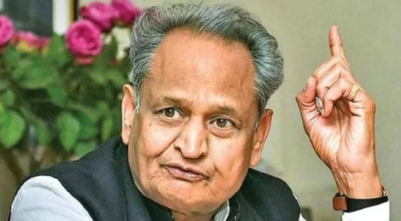 Ashok Gehlot's absurd argument on REET paper leak, said - this is happening all over the country