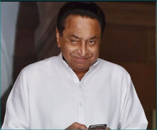 Kamal Nath warns, says 'pen drive of honey trap case is still with me