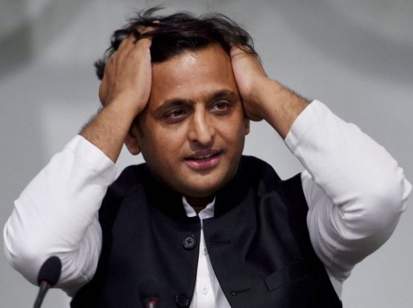 Akhilesh trolled fiercely in midst of UP elections