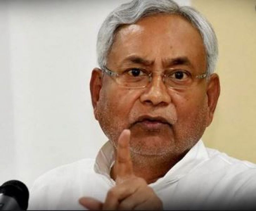 Politics heated over Muzaffarpur shelter home case, RJD demands Nitish's resignation