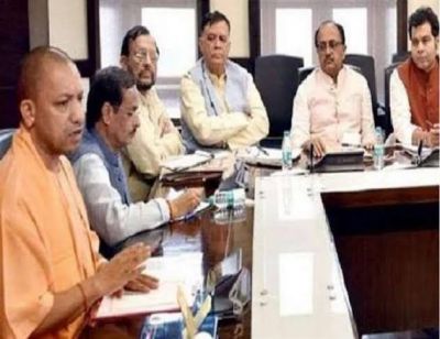 Yogi's government gives gifts to employees, proposal to increase allowances continues